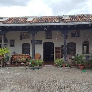 Dona Clara Inn