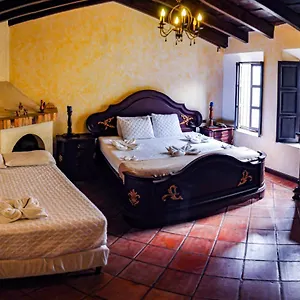  Bed & Breakfast Central Antiguainn